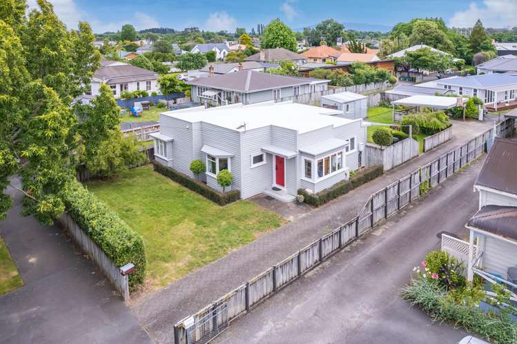 31 Firth Street Hamilton East_28