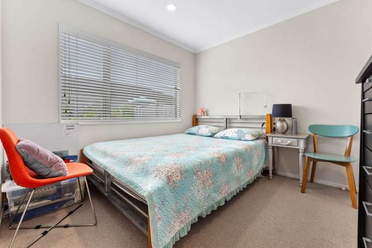 14 Reno Way Flat Bush_16