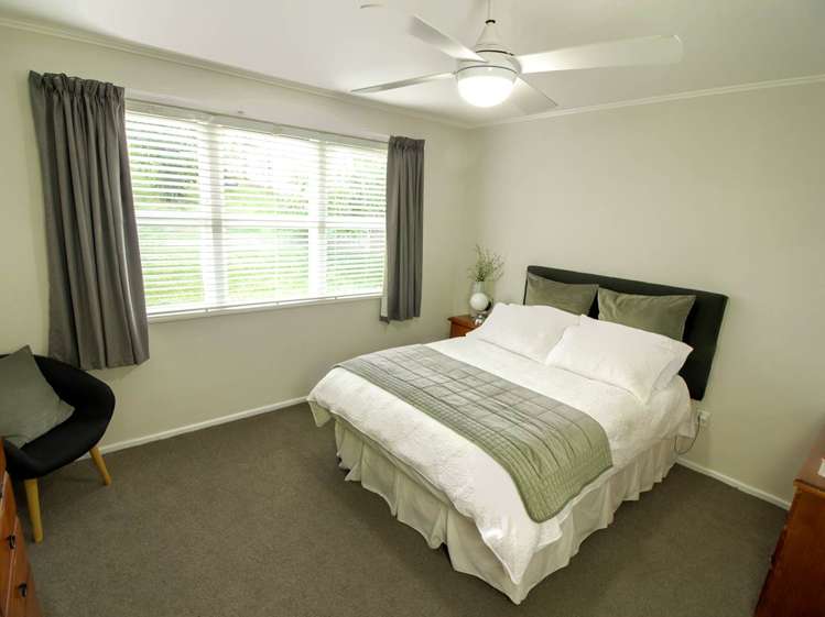 18 Tracey Terrace Te Atatu South_8