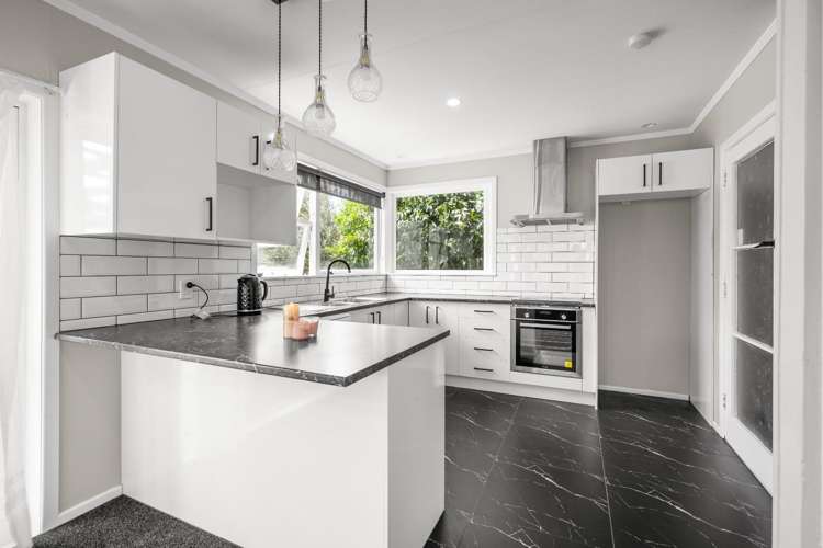 9 Sacha Place 1071_1