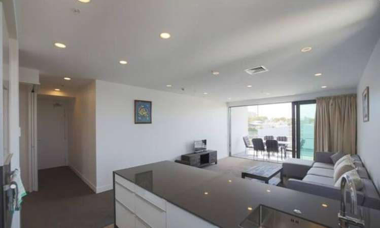 602/371 Khyber Pass Road_4