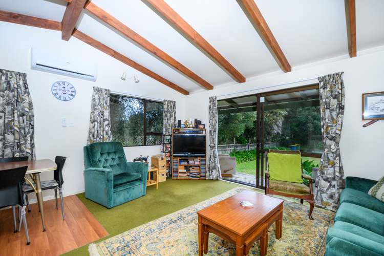 5 Erangi Place Bethells Beach_7