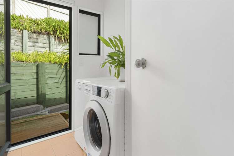 6 Poike Road Hairini_18