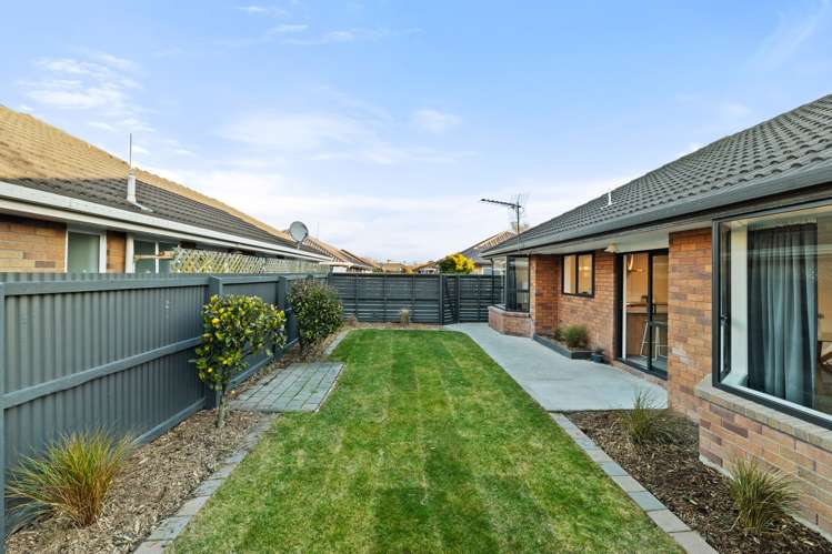 2/69 Tyrone Street Belfast_16