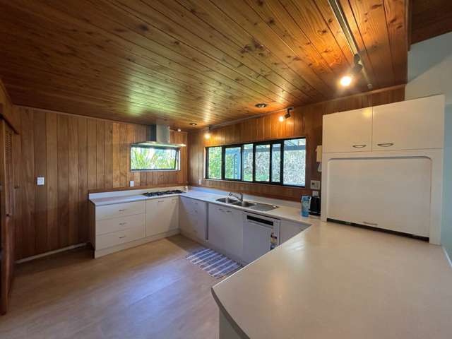 1 Dalmeny Close Murrays Bay_3