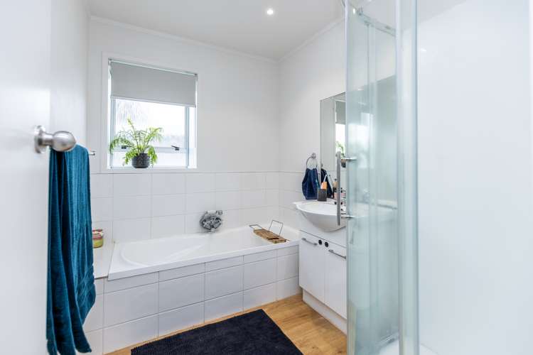 21 Elmwood Crescent Pukete_17