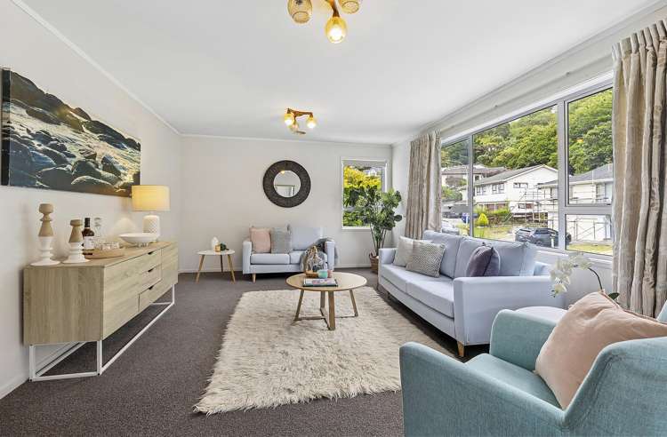 15 Fyvie Avenue Tawa_4