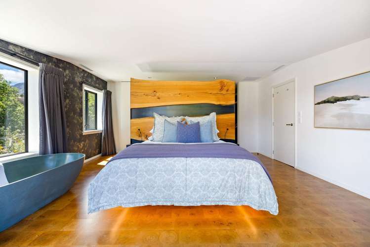1 Oraka Lane Queenstown_13