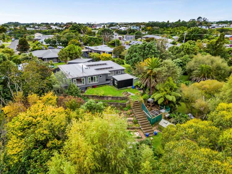 82 Wairau Road Oakura_19