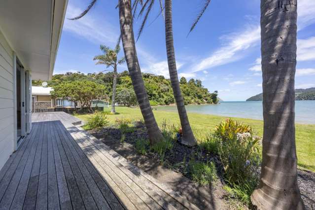 13 Foster Avenue Huia_3