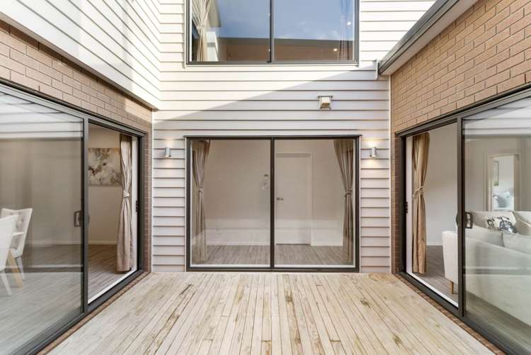 7C McQuoids Road_4
