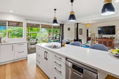 945 Waikite Valley Road_2