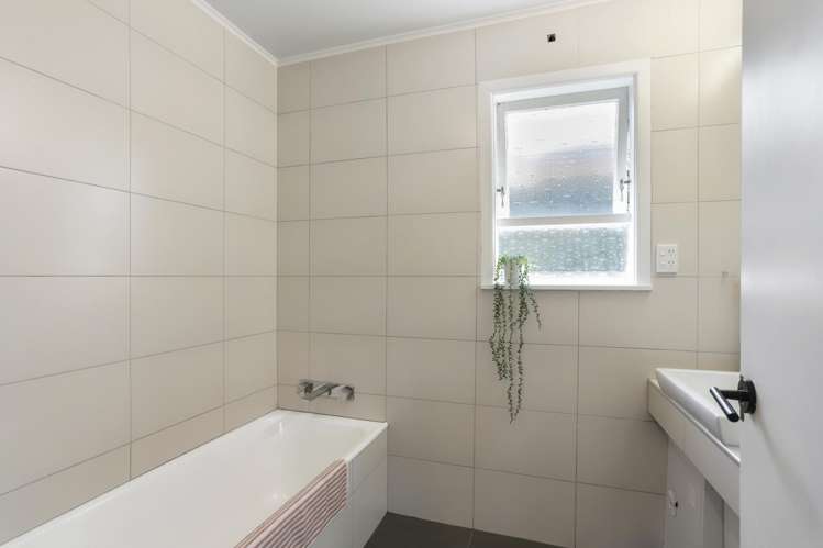 39 Taupo Street Green Bay_8