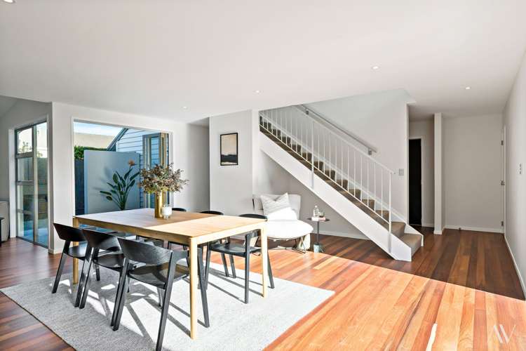 39 English Oak Drive Schnapper Rock_35