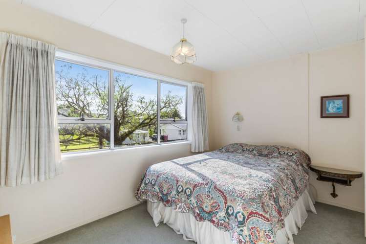 64 Holly Street Avondale_23