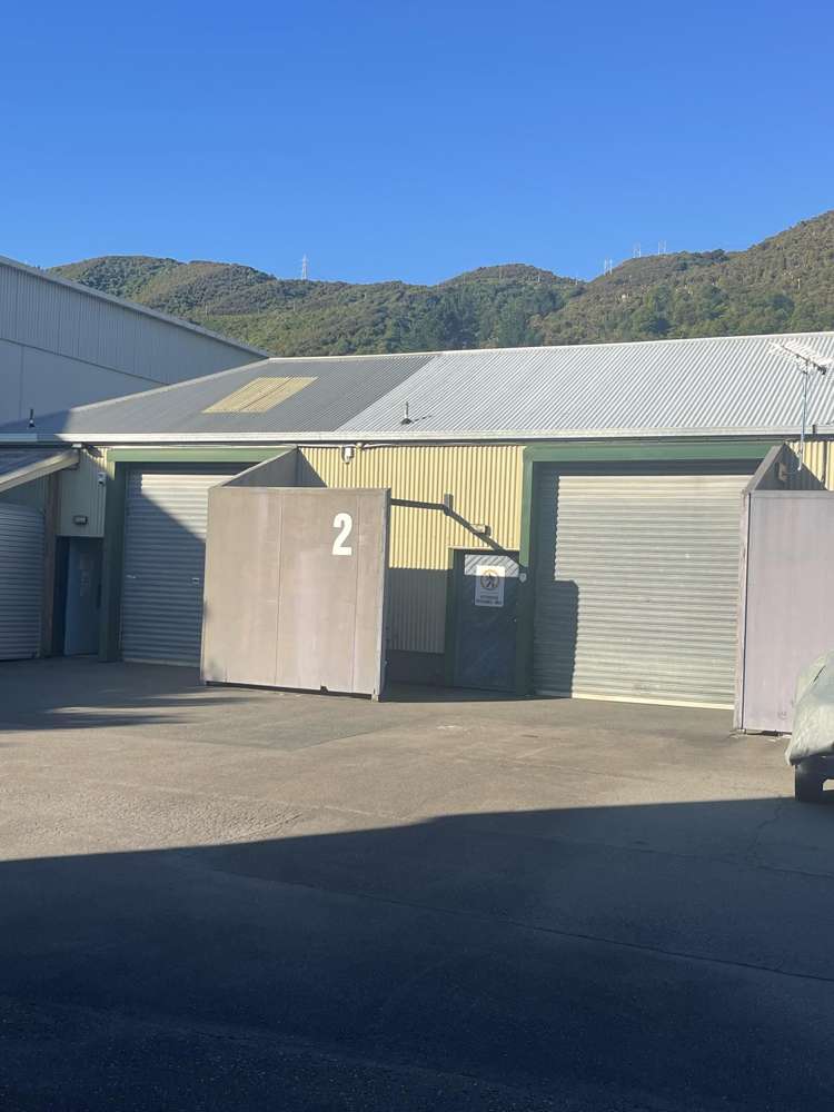 2/155 Gracefield Road Gracefield_7