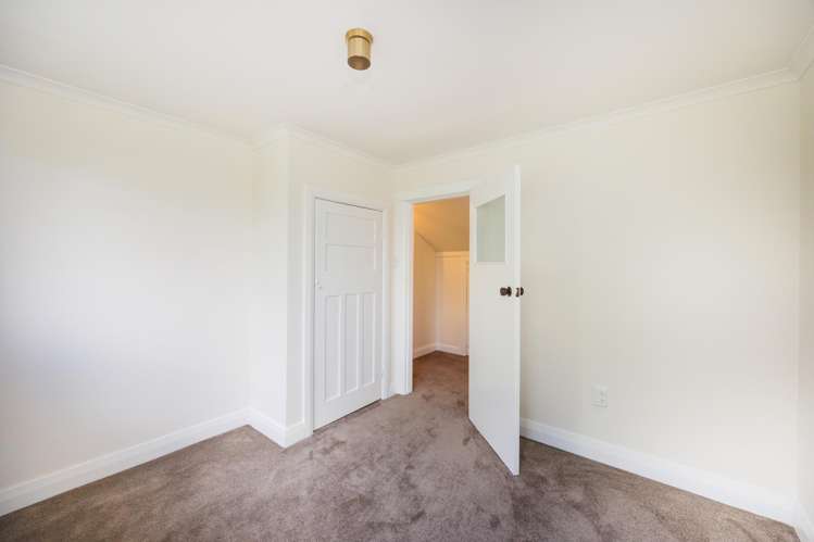 20 Rainforth Street Roslyn_24