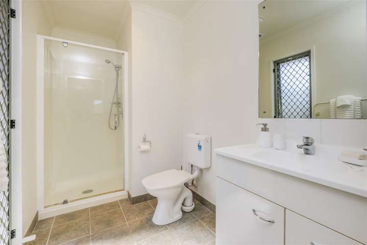 34 Tussock Avenue Mangere_12