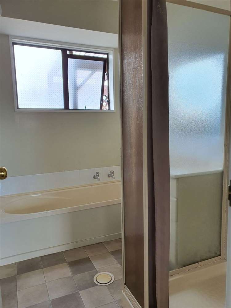 370b Pages Road Aranui_21