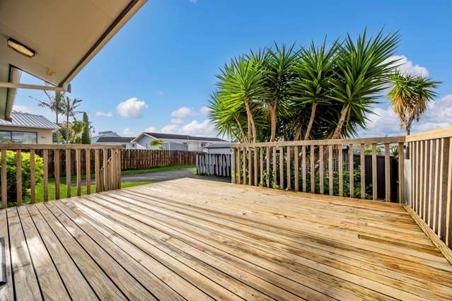 56A Cockayne Crescent Sunnynook_2