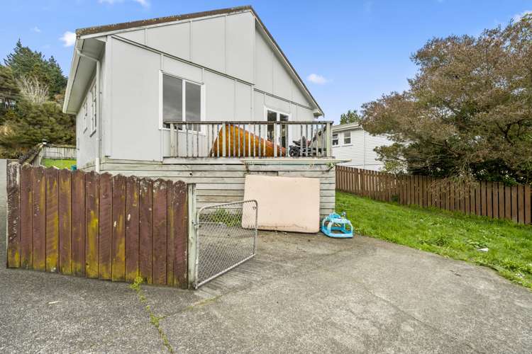 18 & 18A Fraser Street Wainuiomata_17