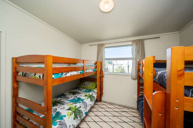 292 Tai Road Opunake_9