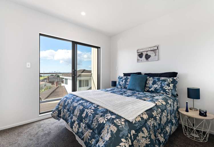 4/4 Toru Street Te Atatu Peninsula_7