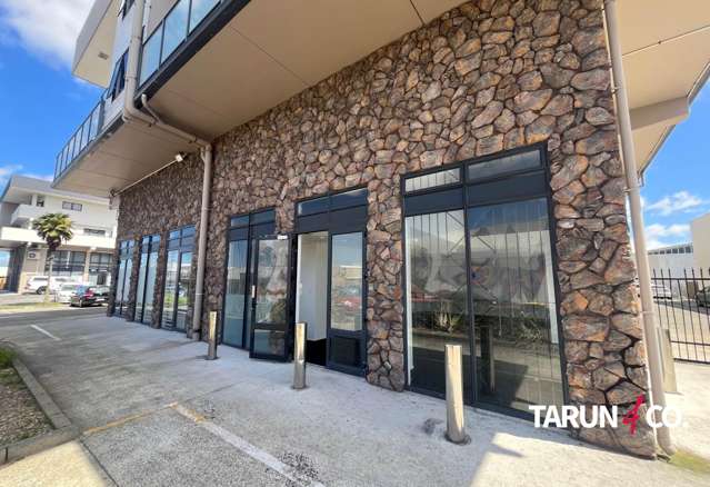 Modern Showroom & Office - Manukau