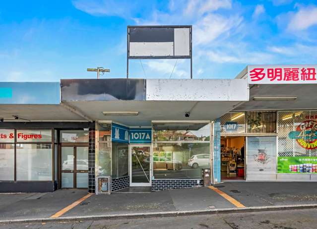 FREEHOLD BUILDING ON DOMINION ROAD
