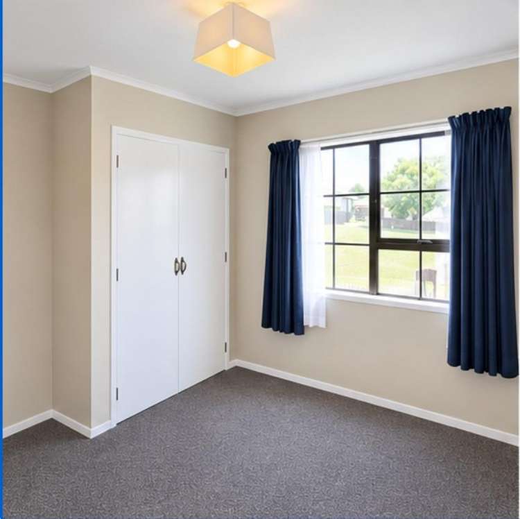 57 Hollyford Drive Clover Park_5