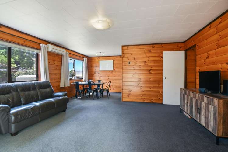 2 Bay Grove Pukehangi_5
