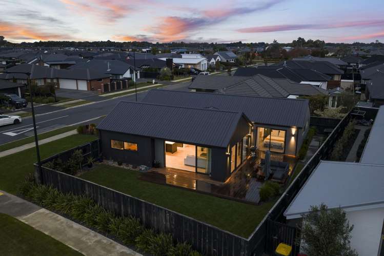 13 Halpin Drive Lincoln_27