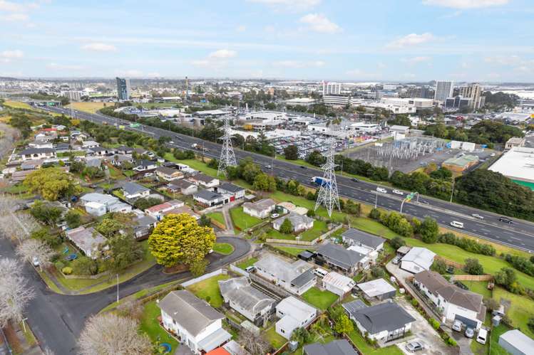 3 Seton Place Clover Park_20