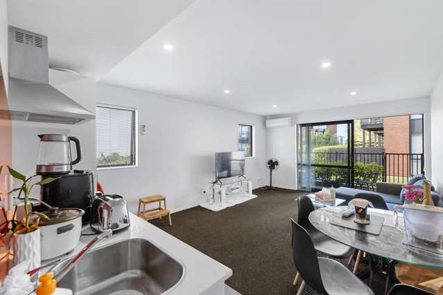 4/17 Bunyan Street Waltham_4