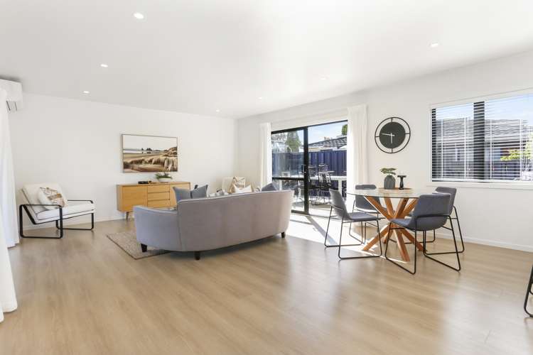13 Davita Place Farm Cove_11