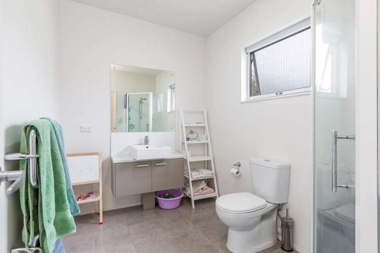 592H Whangaparaoa Road Stanmore Bay_11