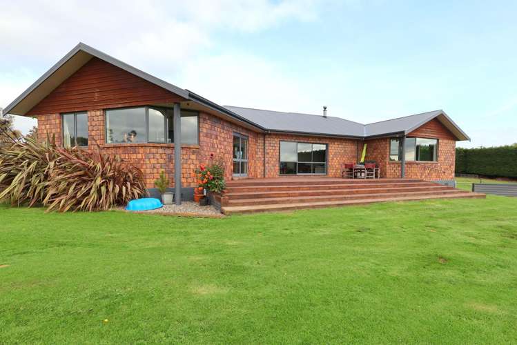 203 Pomona Road East Makarewa_38