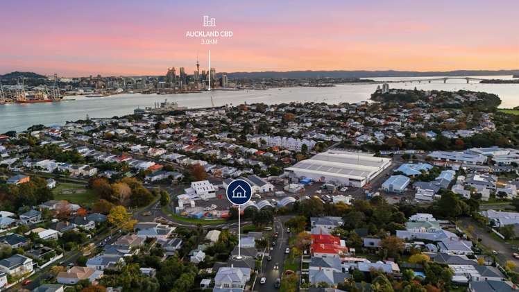 45 Mozeley Avenue Devonport_17