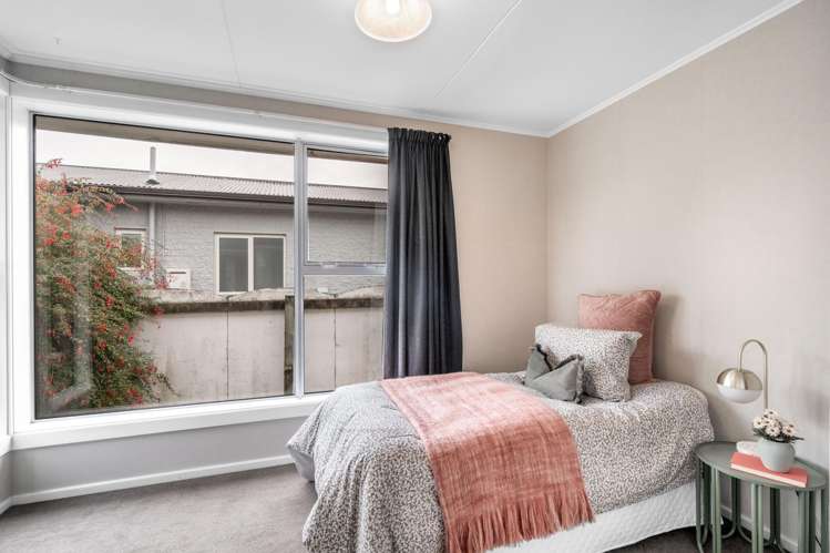 82 Saturn Street Strathern_10