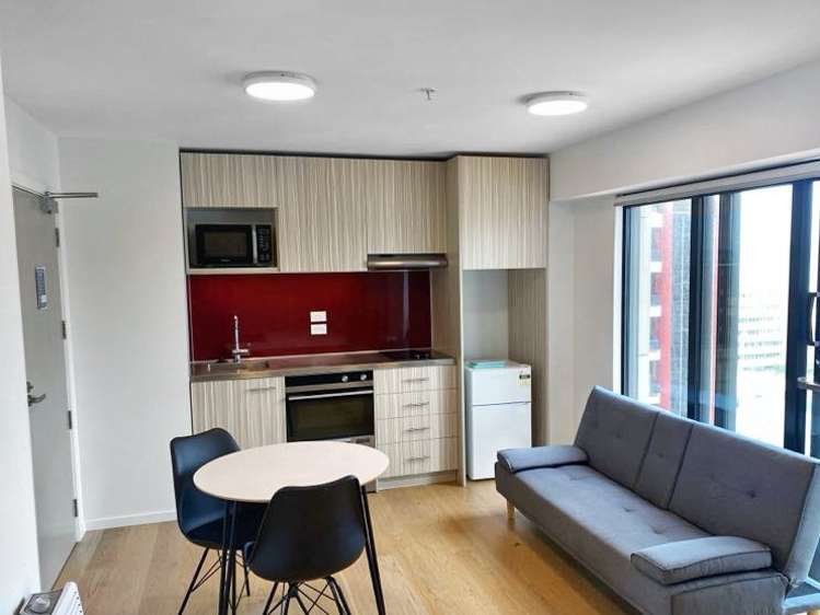 1204A/111 Dixon Street 2185_1