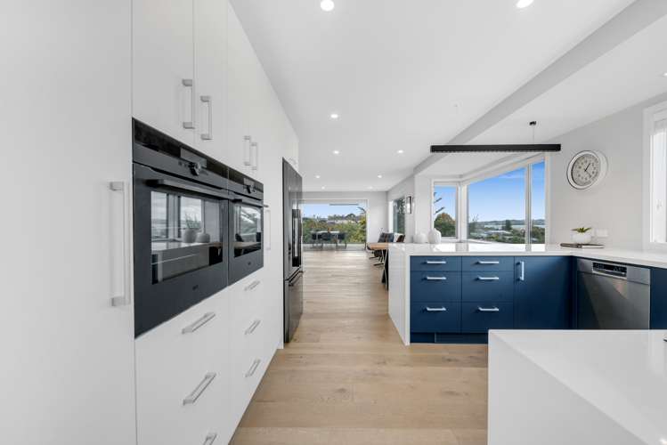 37 Glenfern Road Mellons Bay_30