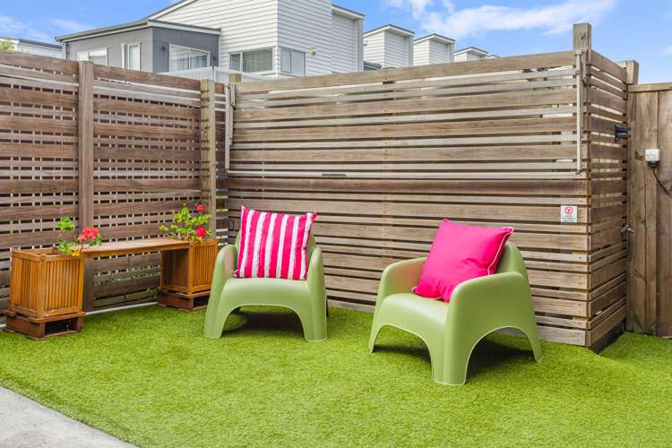 74 Squadron Drive Hobsonville_18