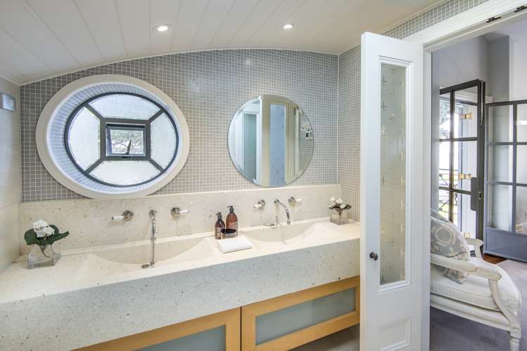 8 Arawa Avenue Devonport_15