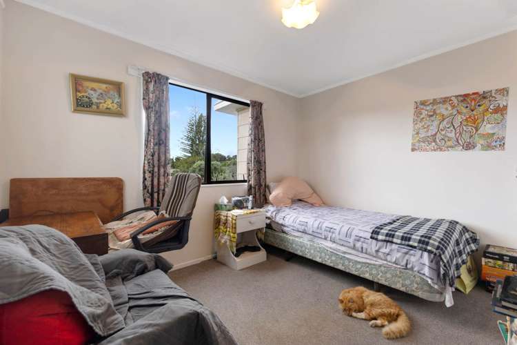 27 Roys Road Weymouth_17