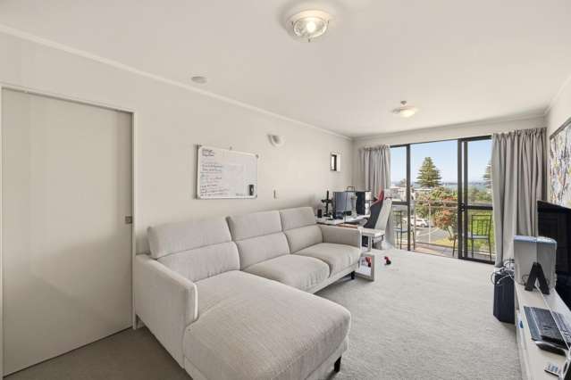 211/23 Maunganui Road Mt Maunganui_4