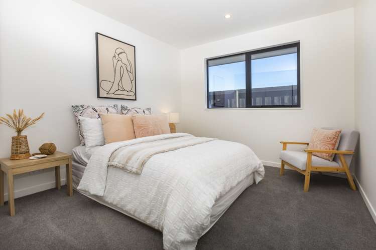 42 Walter Case Drive Harewood_18