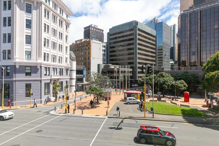 1.2/1 Queens Wharf Wellington Central_12