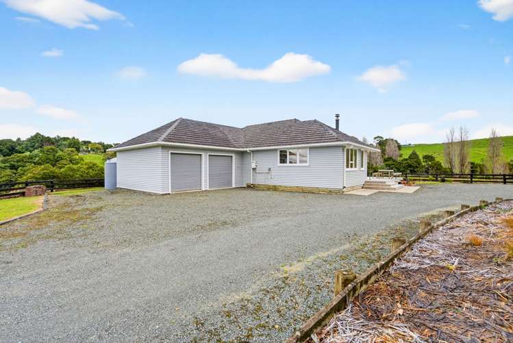 109 Mountain Road Maungaturoto_7