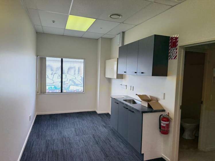 5-9 Washington Way Sydenham_4