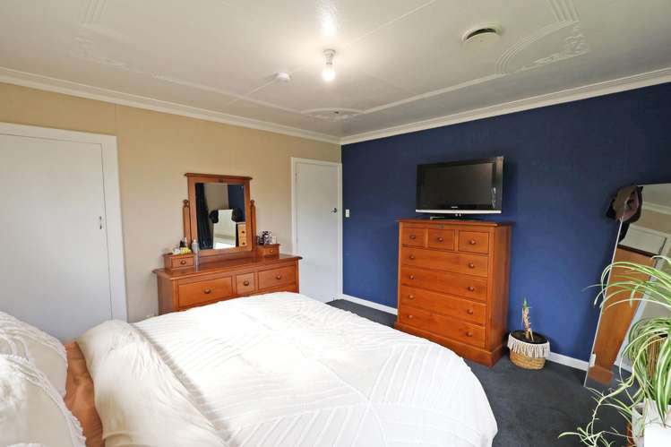 51 Philip Street Gladstone_9